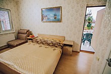 номер Полулюкс с балконом