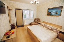 номер Полулюкс с балконом